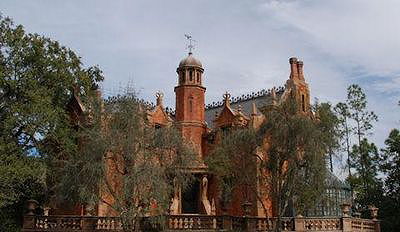 Gracey Manor