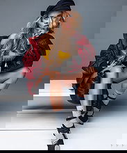 Sasha Smith pictures and photos