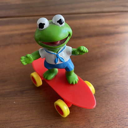Kermit the Frog with Red Skateboard Muppet Babies Happy Meal Toy (1986)