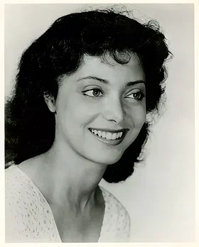 Ellen Holly