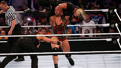 John Cena, Ryback & Sheamus vs. The Shield (WWE, Elimination Chamber 2013)