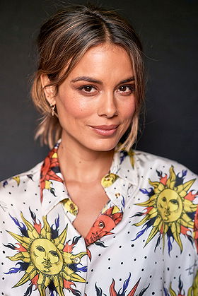 Nathalie Kelley