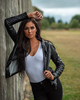 Laurele Monique