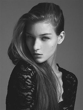 Elena Bartels