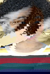 Sydney Thomas pictures and photos