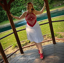 Ashlyn Sparks pictures and photos