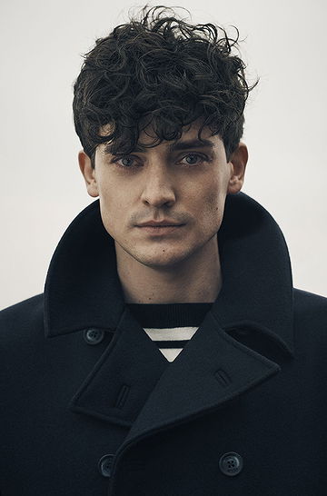 Aneurin Barnard