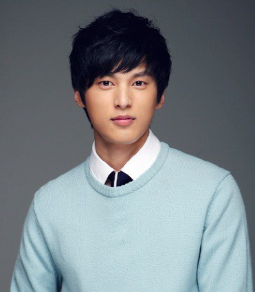 Sun-Woo Yoon