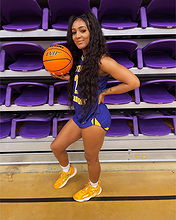 Jada Thorpe pictures and photos