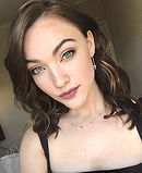 Violett Beane