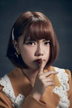 Praewa Suthamphong