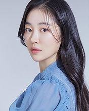 Song Ji-woo pictures and photos