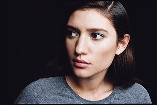 Elizabeth Elam pictures and photos