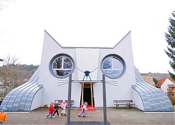 Kindergarten Wolfartsweier, by Tomi Ungerer, Karlsruhe, Germany