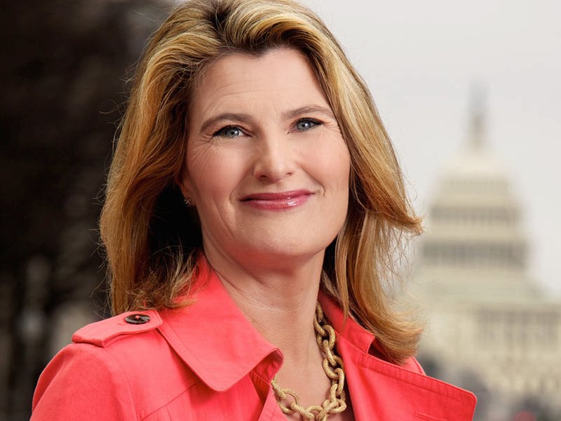 Tina Hassel