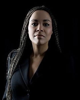 Stella Jones (Singer)