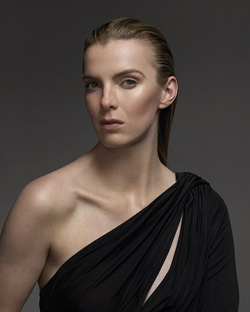 Betty Gilpin
