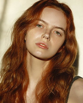 Eszter Gal