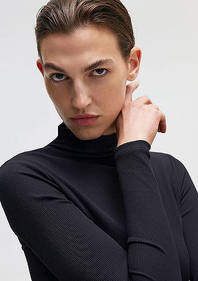 MAYA MATUSZEWSKA