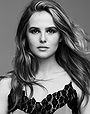 Zoey Deutch