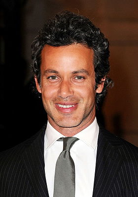 Andrew Lauren