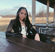 Elayna Black pictures and photos