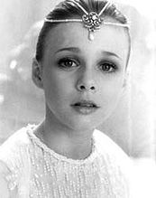 Tami Stronach pictures and photos