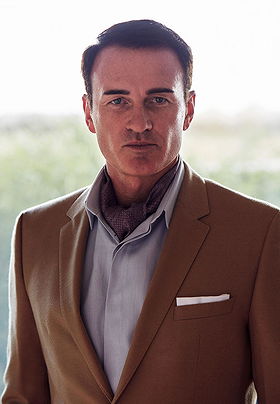 Julian McMahon - IMDb