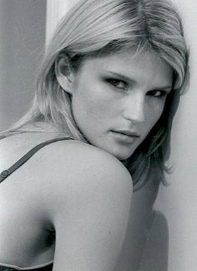 Lisa Bull