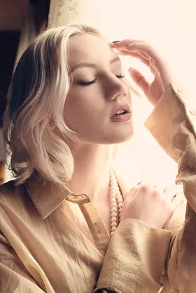 Sydney Croft model