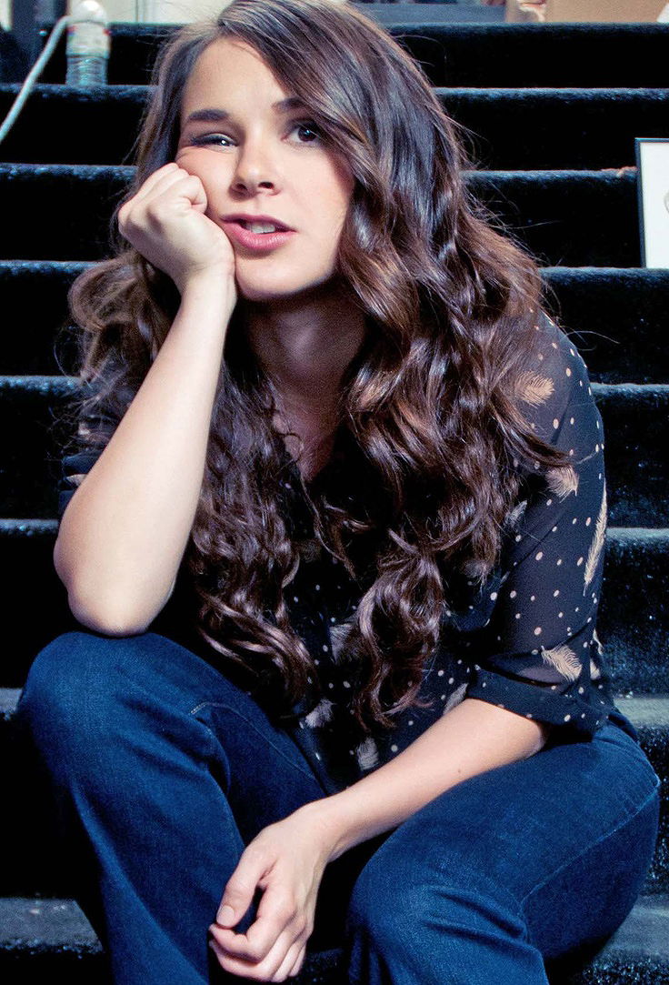 Shanley Caswell picture