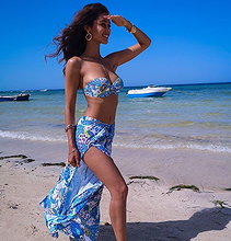 Aurore Kichenin pictures and photos