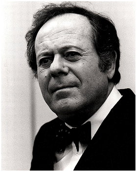 Aubrey Morris