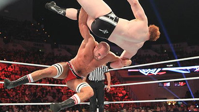 Sheamus vs. Antonio Cesaro (WWE, Raw, 11/26/12)