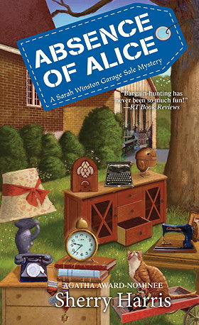 Absence of Alice (A Sarah W. Garage Sale Mystery)