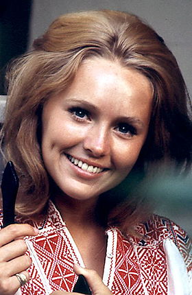 Elaine Morton