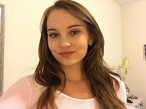 Taylor Darling pictures and photos