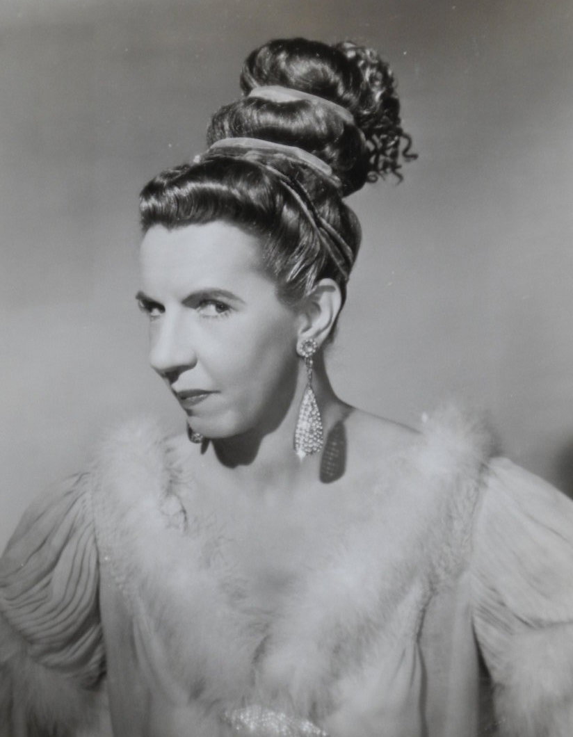 Renie Riano