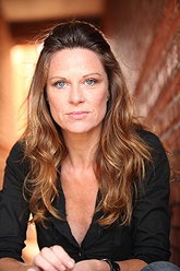 Mo Collins pictures and photos