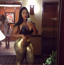 Deelishis pictures and photos