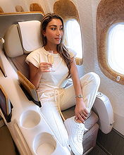 Laryn Budi pictures and photos