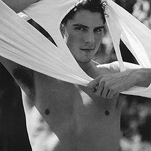 Sean Faris pictures and photos