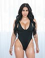 Valerie Kay