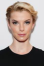 Betty Gilpin