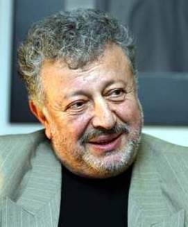 Metin Akpinar