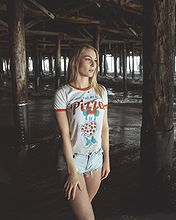 Lisa Vannatta pictures and photos