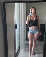 Lisa Vannatta pictures and photos
