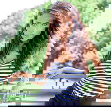 Kristin Tate pictures and photos