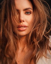 Yuliya Lasmovich pictures and photos