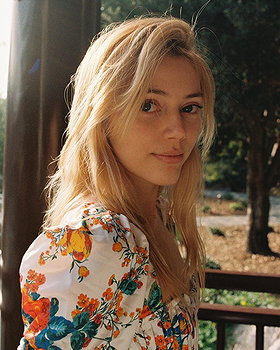 Grace Van Dien